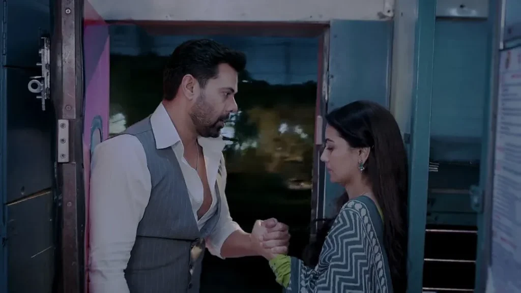 Oh Humnava Tum Dena Saath Mera 20 April Written Update: Sriti & Shabir’s Magical Premiere! Oh Humnava Tum Dena Saath Mera 20 April Written Update: Sriti & Shabir’s Magical Premiere!